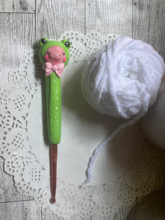 Crochet Hook ( Piggies in frog costume )