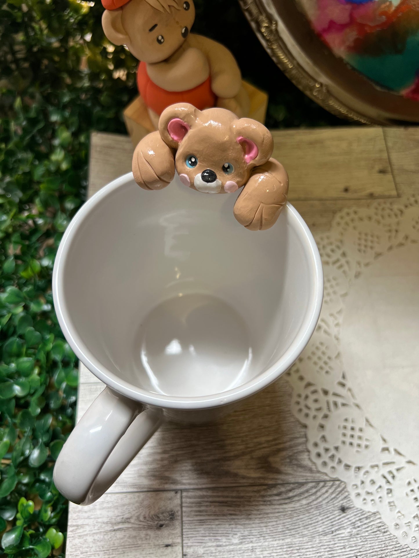 Mugs/Cups (climbing bear 🐻 )