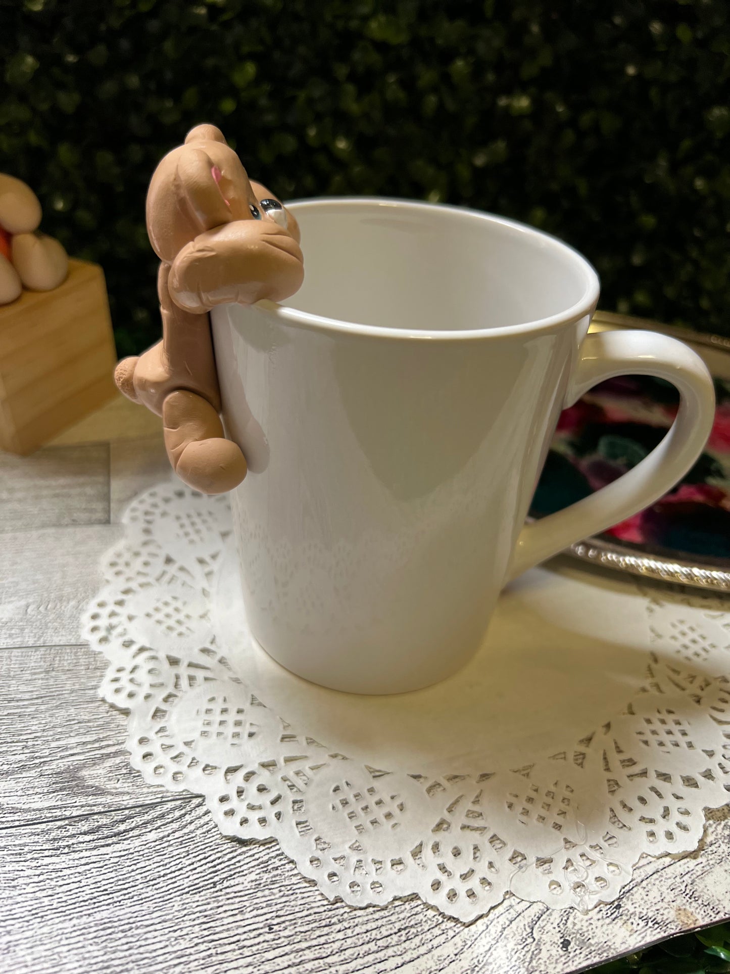 Mugs/Cups (climbing bear 🐻 )