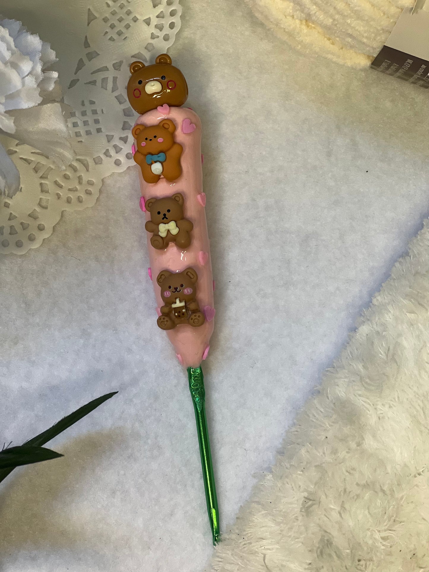 Crochet Hook (Pink Teddy bear)